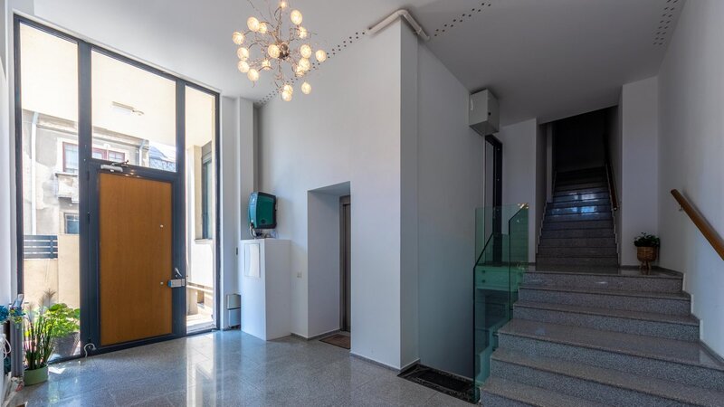 Banu Manta, 156 mp, parter 5 camere